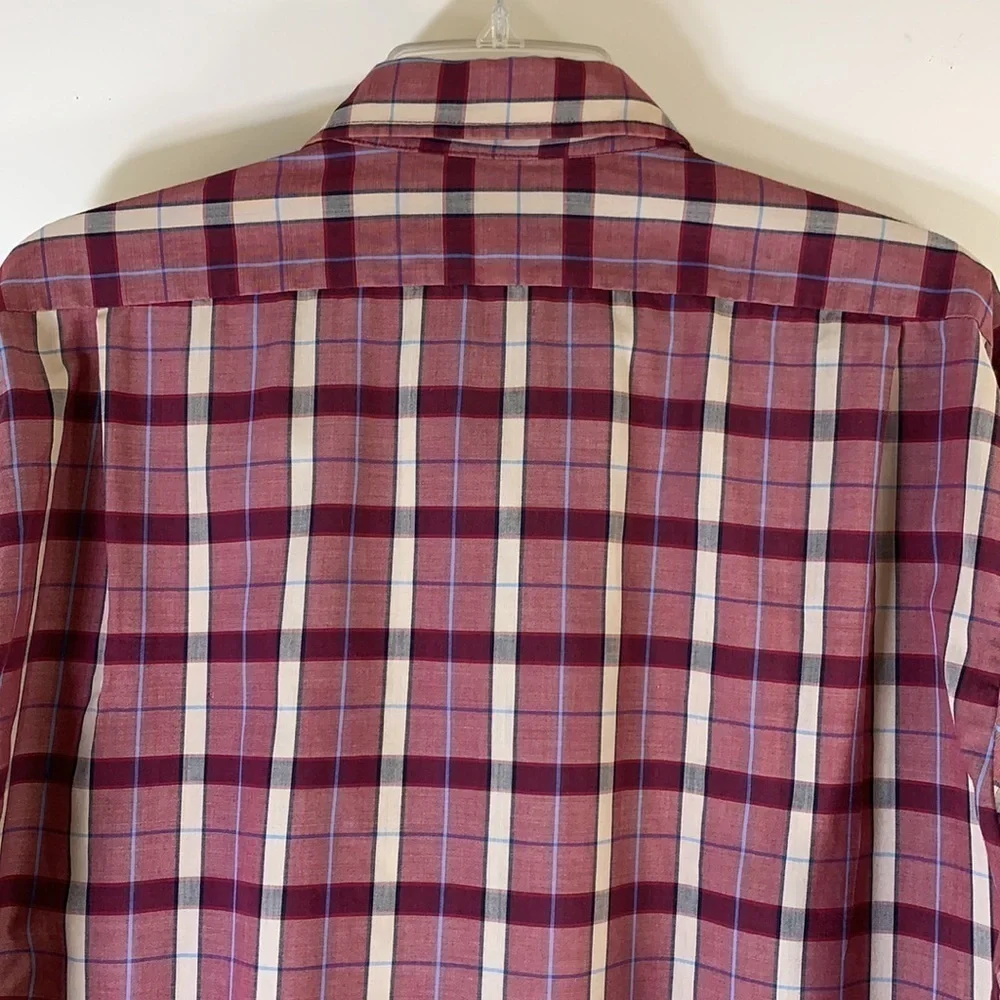 Vintage LEVI’s Plaid Button Down Shirt. Men’s XL.
